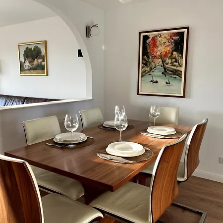 Apartament Schoene Wohnung, Super Lage, Fantastischer Ausblick *